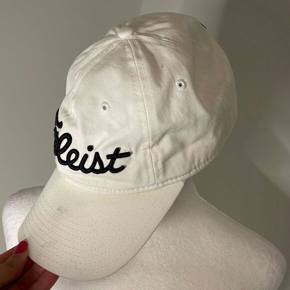Titleist‎ Golf/Baseball Hat. Adjustable. Off White - Picture 3 of 6